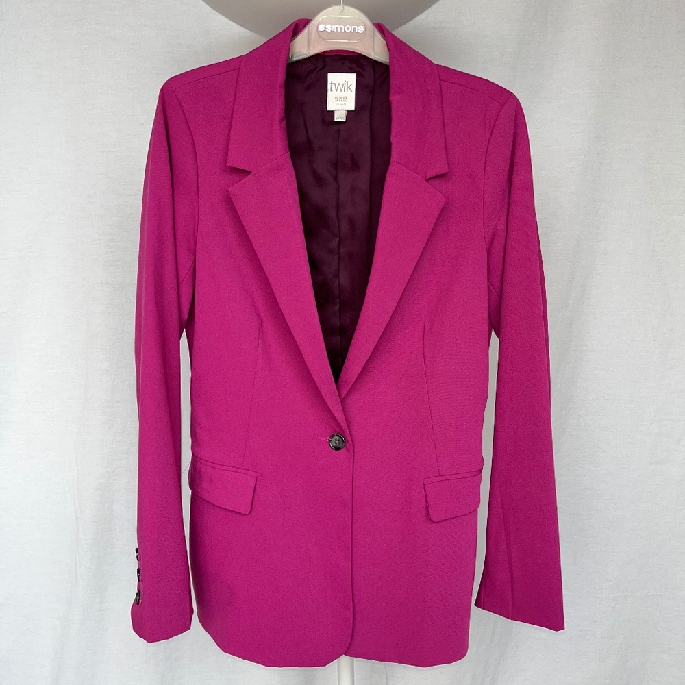 Twik (XS) dark pink tailored blazer with burgundy lining, EUC, by Simons.